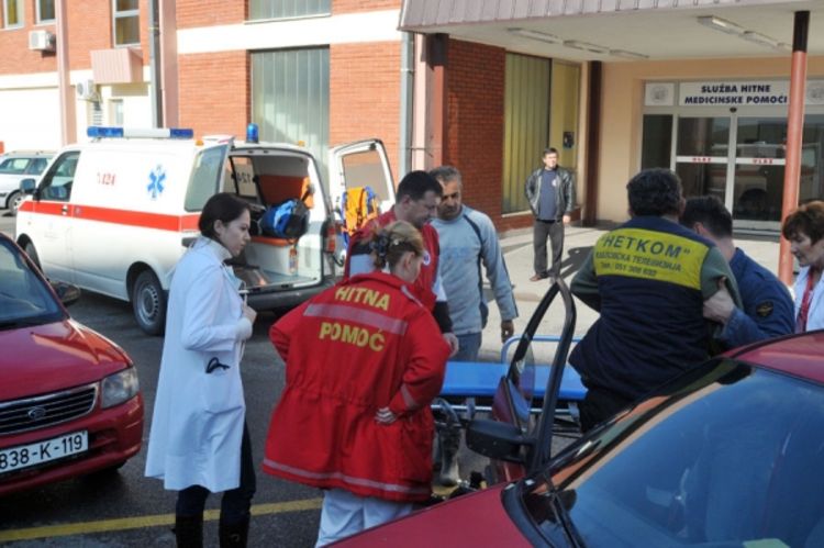 Hitnoj pomoći nedostaju vozila, kadar i oprema