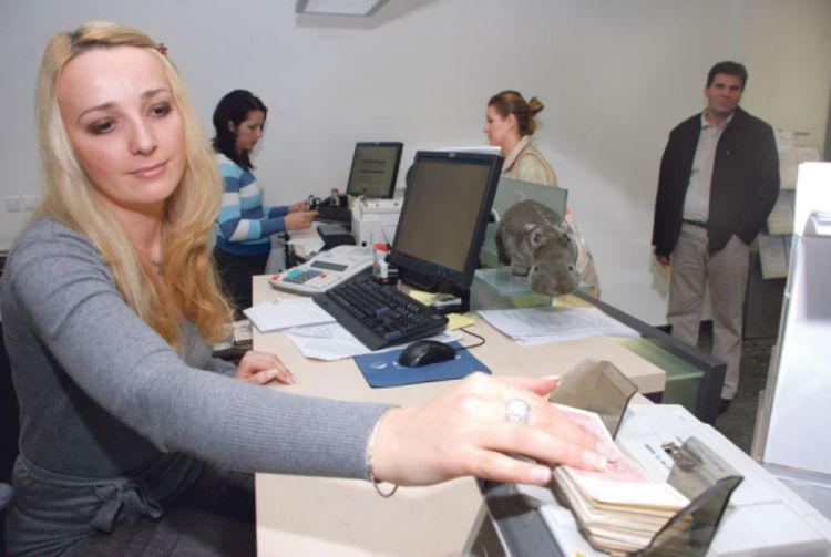 Banke u RS primile mali broj zahtjeva za reprogram kredita