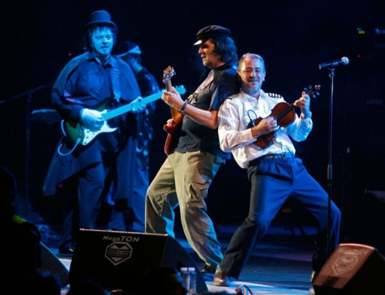 Kusturicu i No Smoking Orchestra u Banjaluci na Dan Republike