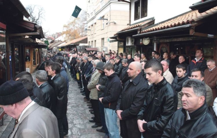 Muslimani proslavljaju veliki praznik