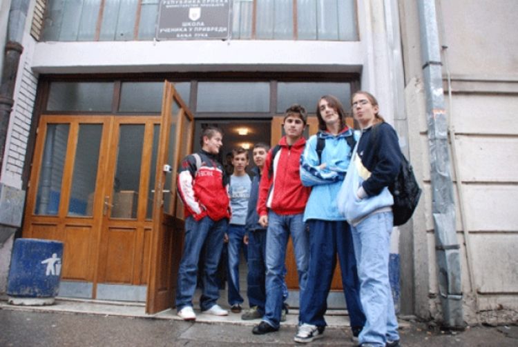 Školske uniforme bi smanjile razliku među đacima