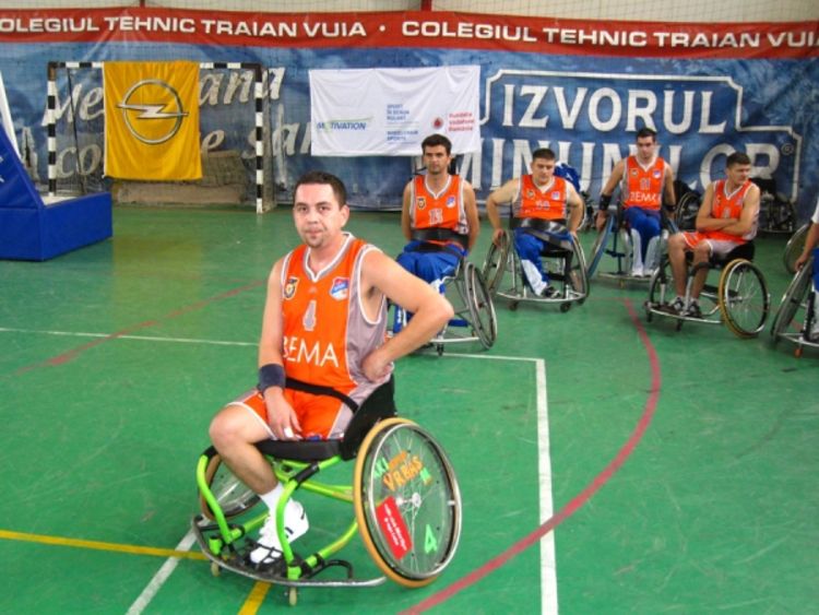 Igorom Ignjatovićem živi život punim plućima   