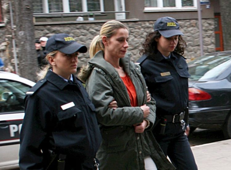 Poljakinji 10 godina za ubistvo muža