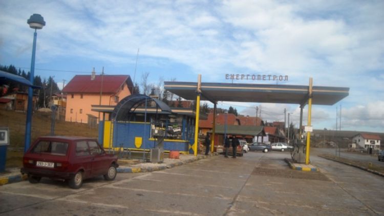 U pucnjavi ranjeni inspektor i razbojnik