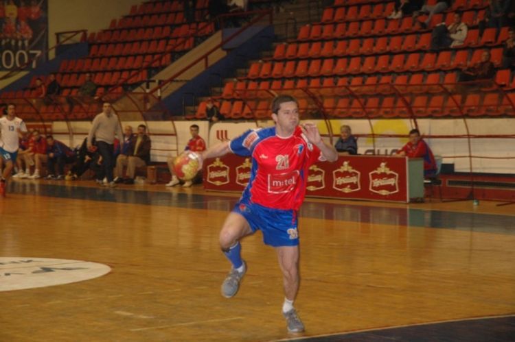 Golić pregovara s Borcem