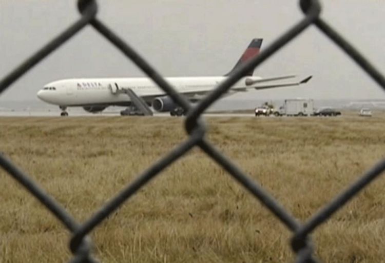 Nigerijac uhapšen u avionu sin istaknutog bankara