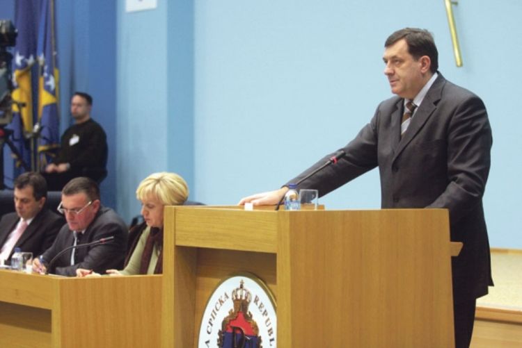 Odbaciti nametnute odluke i pripremiti se za referendum 