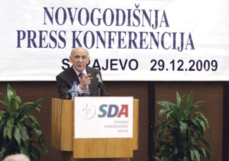 Sulejman Tihić: Neću popustiti ni Dodiku, ni Čoviću