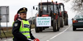 Seljaci ljuti na Čobankovića 