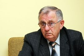 Rade Rakulj: Zaustaviti trend mladih penzionera
