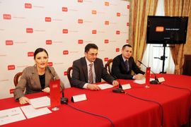 Pad dobiti M:tel-a, uz rast prihoda