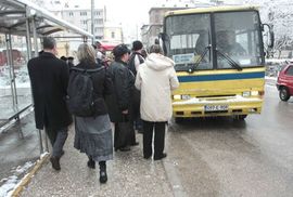 Gradskom prevozu smetaju i čiste ulice