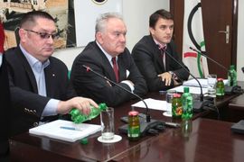Opštine neće da štede na platama