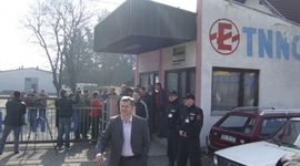 Radnici sa direktorom ostali na kapiji