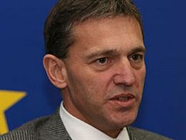 Vinsent Dežer: Istrajati u gonjenju i kažnjavanju ratnih zločinaca