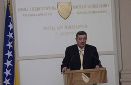 Traže da Radmanović piše izvještaj