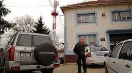 Bomba na odašiljaču deset metara od škole