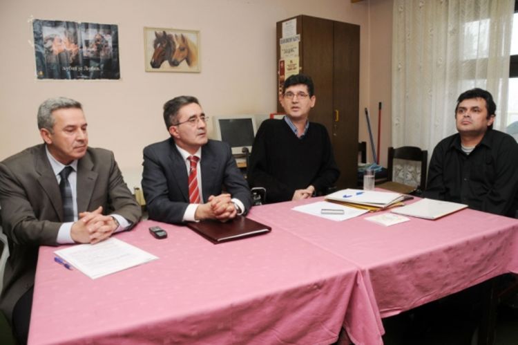 Distrofičari vraćeni na posao