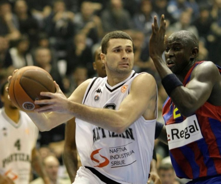Partizan se uzda  u Obradovića   