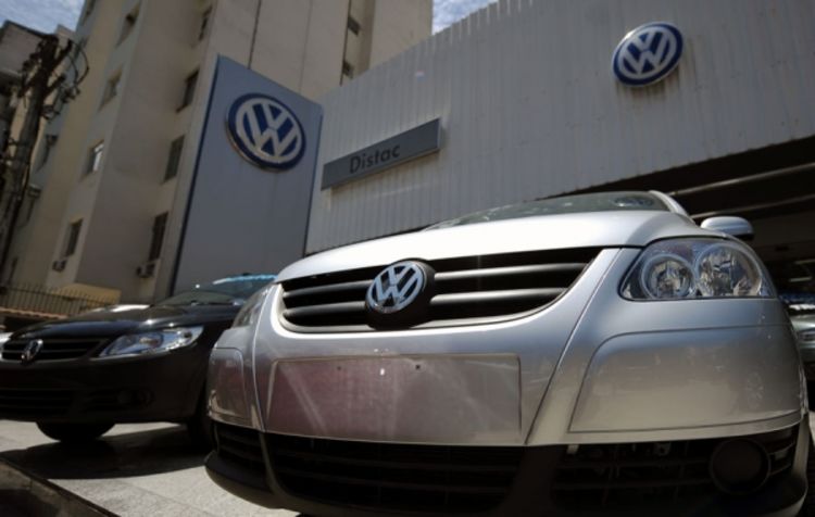 Katastrofalan pad dobiti Volkswagena
