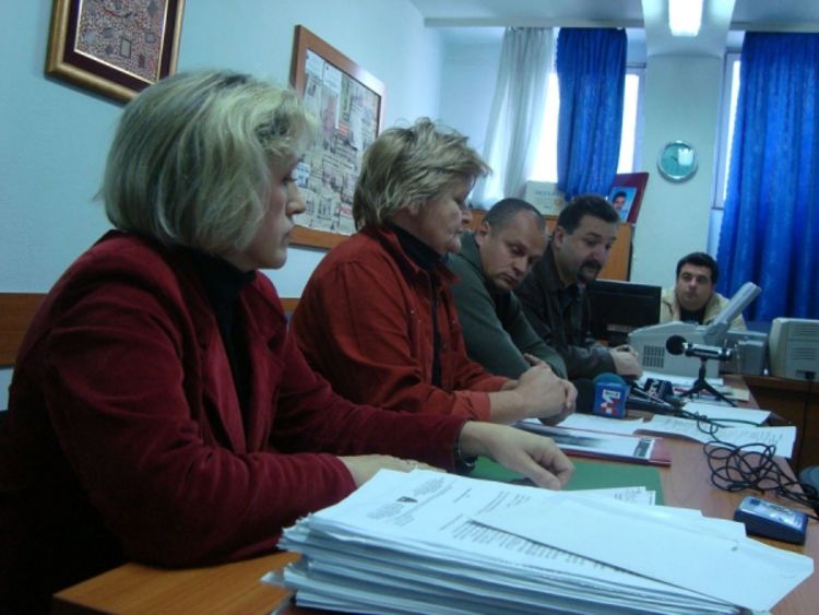 Onemogućen prevoz 200.000 tona robe 