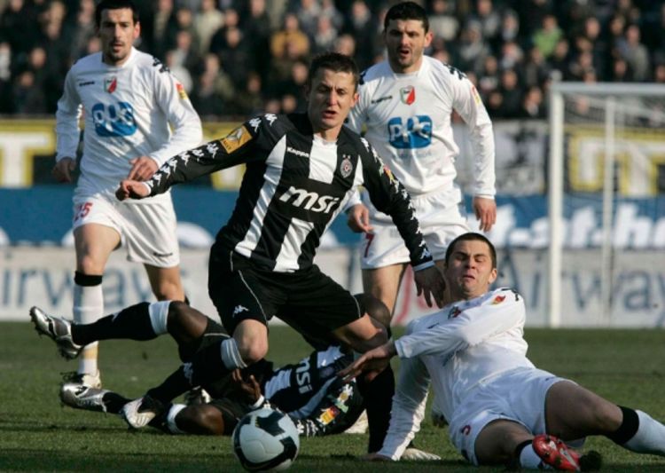 Partizan drži korak