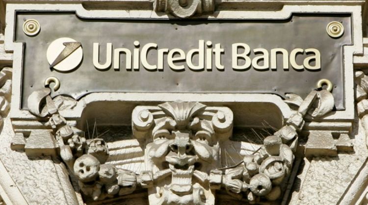 Oštar pad profita UniCredit banke