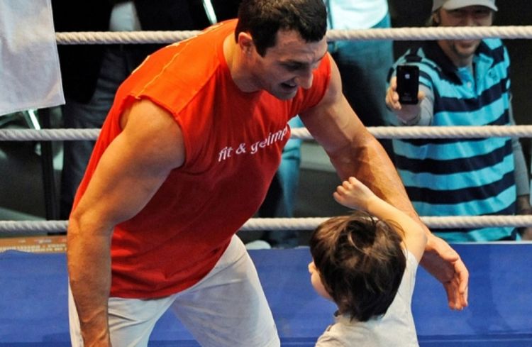 U subotu bokserski spektakl u Dizeldorfu