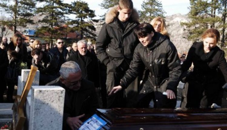 Sahranjen Filip Kapisoda