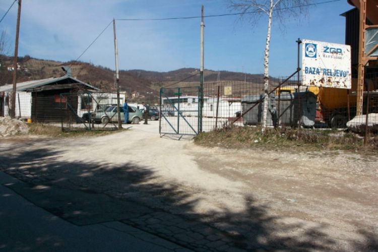 Četiri godine bez ishrane i smještaja