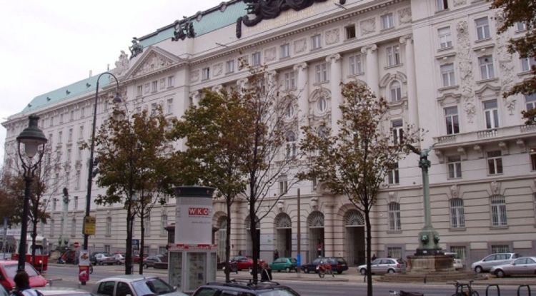 Opuštena pretpraznička vlada