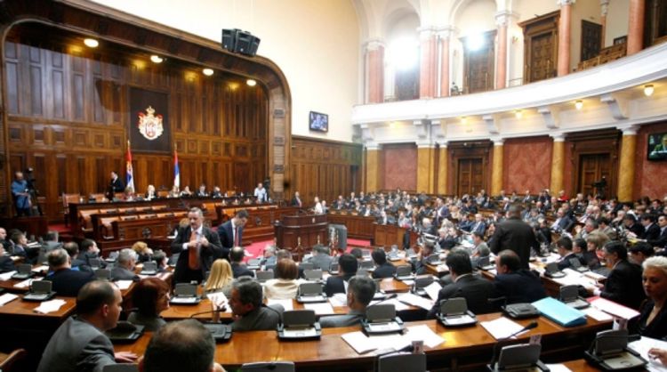 Srbi razočarani, Bošnjaci zahtijevaju riječ genocid
