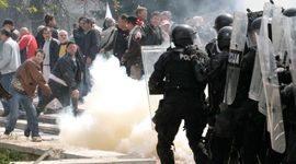 Pokušali da zapale zgradu Vlade FBiH
