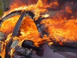 Auto zapaljen zbog komšijskih razmirica