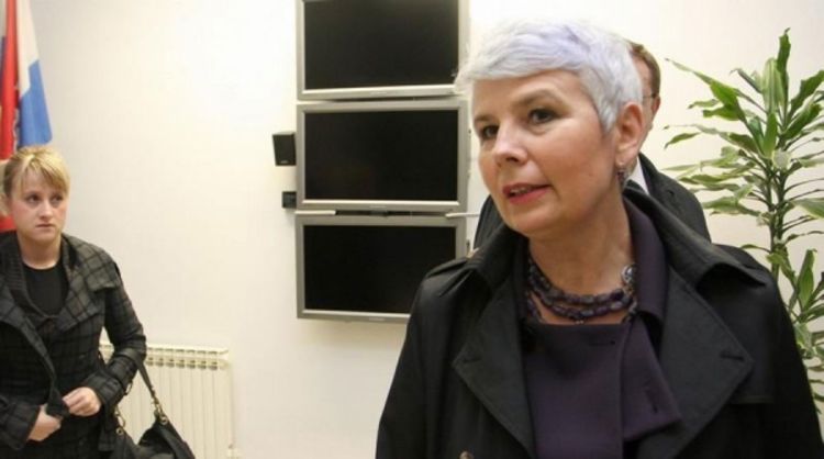 Kosorova krije dokumentaciju o stanu
