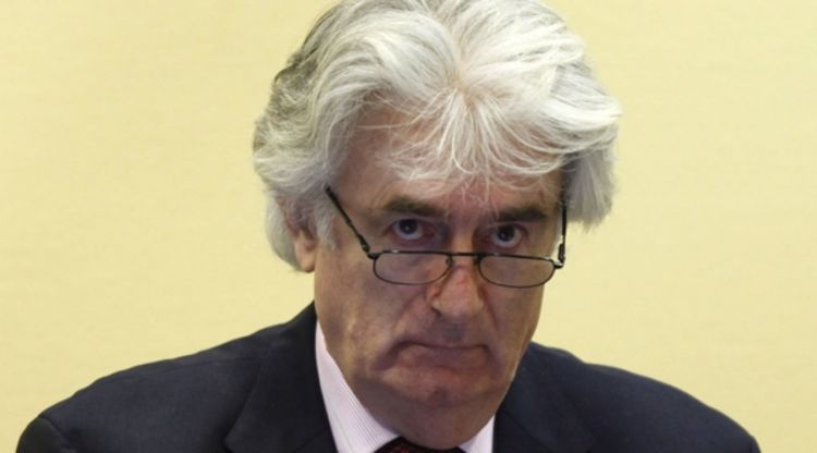 Odbijen Karadžićev zahtjev za obustavljanje suđenja