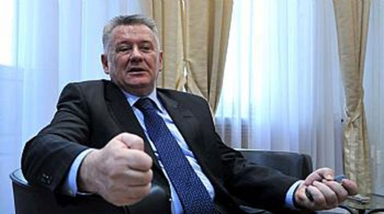 DS: Velja Ilić prijetio Jeleni Trivan 