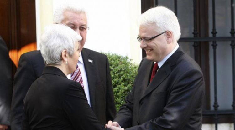 Kosorova i Josipović se pomirili