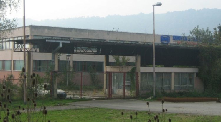 SanskiFamos ide u stečaj