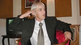 Kapetan Dragan skrivao se u čamcu
