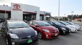 Toyota isplivala iz gubitka