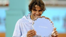 Nadal prestigao Agasija