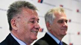 Nikolić želi pesnicu koja će razbiti vlast