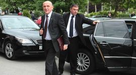 Pisaće novi zakon o platama