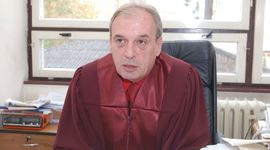 Sudija pretukao suprugu