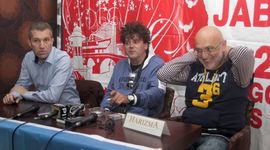 Crvena jabuka 8. juna u Banjaluci