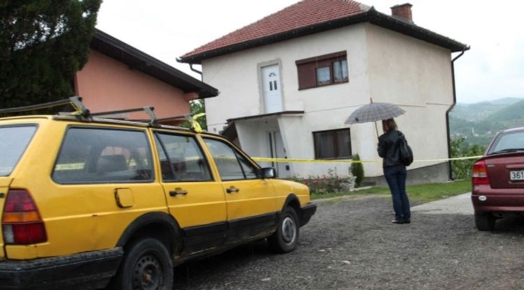 Ne znaju šta će sa trostrukim ubicom