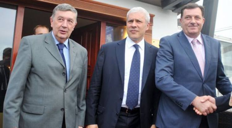 Tadić na konsultacijama kod Dodika i Radmanovića