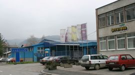 Ispektori u fabrici, radnici legalno u štrajku