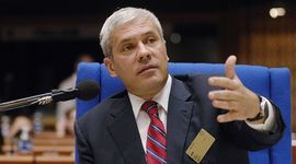 Tadić upozorio na ugroženost srpskih svetinja 